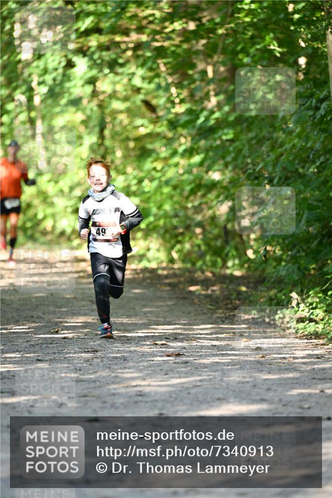06.10.2024 - Bramfelder Halbmarathon 2024 Dr. Thomas Lammeyer http://msf.ph/oto/7340913 06.10.2024 10:46:59 Laufen 49 meine-sportfotos.de