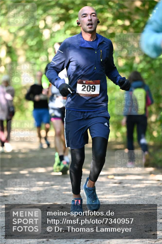 06.10.2024 - Bramfelder Halbmarathon 2024 Dr. Thomas Lammeyer http://msf.ph/oto/7340957 06.10.2024 10:47:14 Laufen 33, 209 meine-sportfotos.de