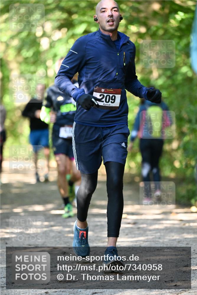 06.10.2024 - Bramfelder Halbmarathon 2024 Dr. Thomas Lammeyer http://msf.ph/oto/7340958 06.10.2024 10:47:14 Laufen 209 meine-sportfotos.de
