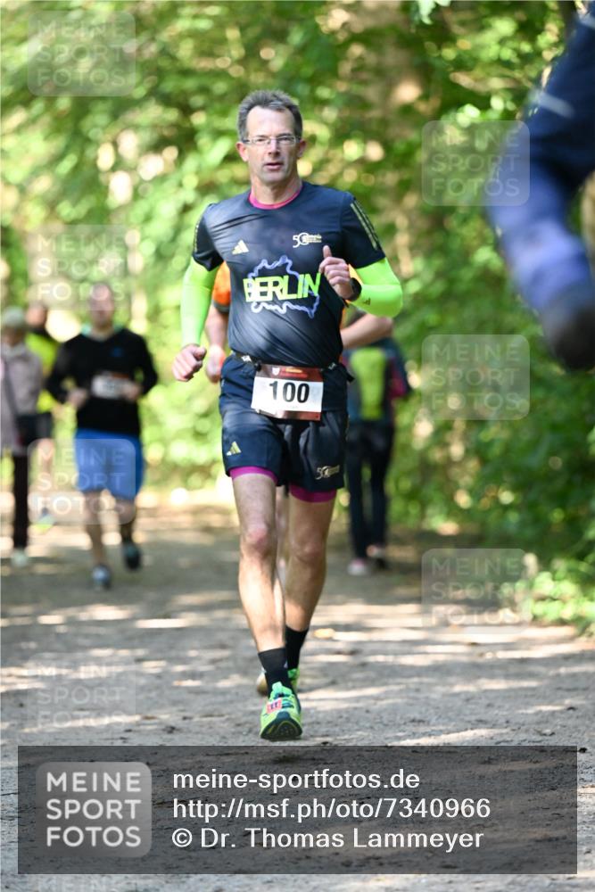 06.10.2024 - Bramfelder Halbmarathon 2024 Dr. Thomas Lammeyer http://msf.ph/oto/7340966 06.10.2024 10:47:16 Laufen 5, 100, 50 meine-sportfotos.de