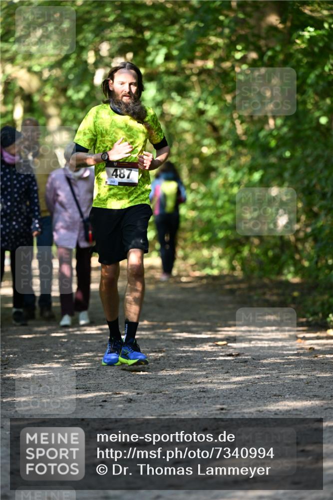 06.10.2024 - Bramfelder Halbmarathon 2024 Dr. Thomas Lammeyer http://msf.ph/oto/7340994 06.10.2024 10:47:22 Laufen 487, 233 meine-sportfotos.de