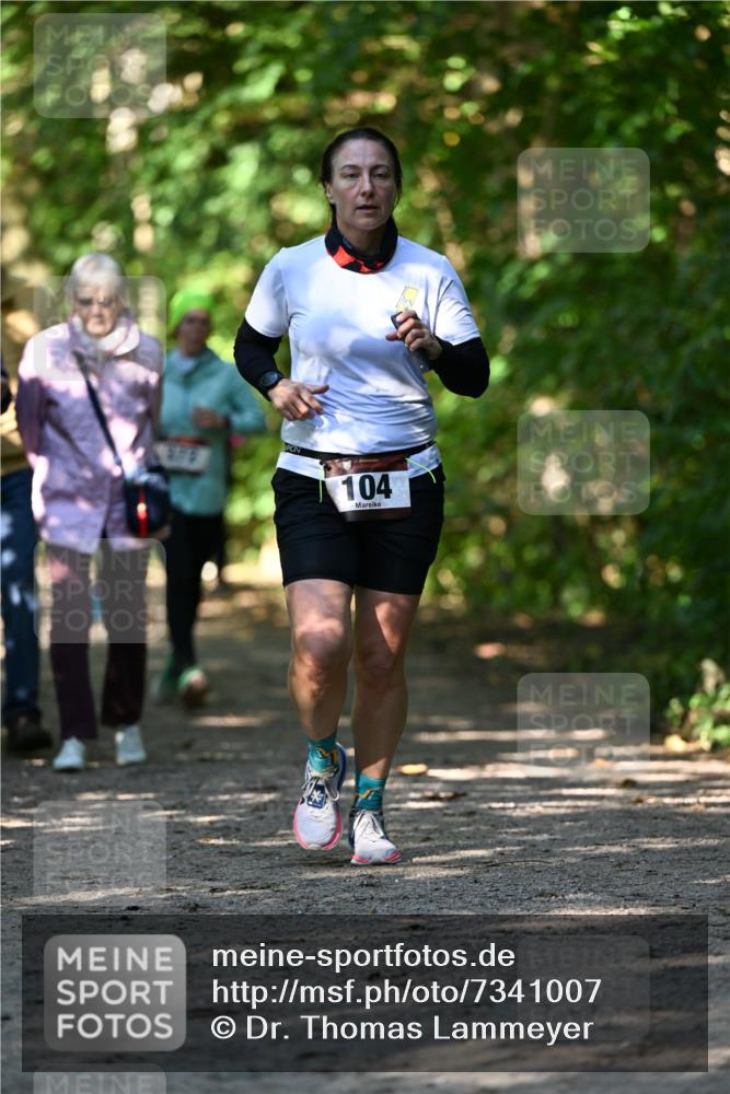 06.10.2024 - Bramfelder Halbmarathon 2024 Dr. Thomas Lammeyer http://msf.ph/oto/7341007 06.10.2024 10:47:26 Laufen 104 meine-sportfotos.de