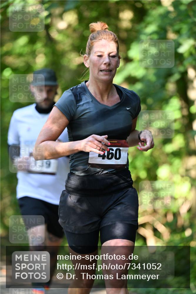 06.10.2024 - Bramfelder Halbmarathon 2024 Dr. Thomas Lammeyer http://msf.ph/oto/7341052 06.10.2024 10:47:37 Laufen 39, 460 meine-sportfotos.de