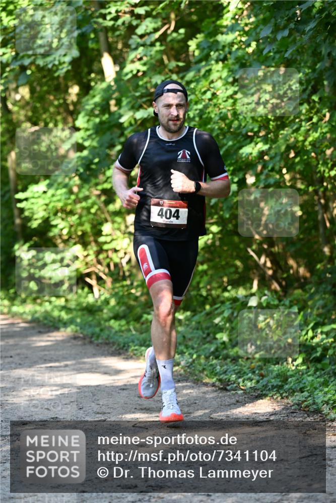 06.10.2024 - Bramfelder Halbmarathon 2024 Dr. Thomas Lammeyer http://msf.ph/oto/7341104 06.10.2024 10:47:58 Laufen 404 meine-sportfotos.de