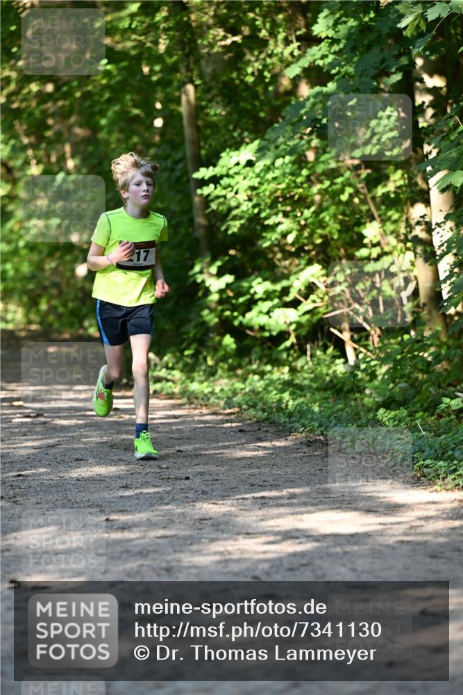 06.10.2024 - Bramfelder Halbmarathon 2024 Dr. Thomas Lammeyer http://msf.ph/oto/7341130 06.10.2024 10:48:04 Laufen 217 meine-sportfotos.de