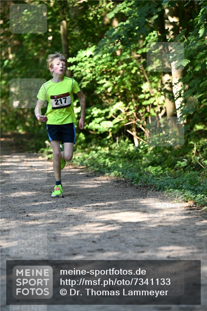 06.10.2024 - Bramfelder Halbmarathon 2024 Dr. Thomas Lammeyer http://msf.ph/oto/7341133 06.10.2024 10:48:05 Laufen 217 meine-sportfotos.de