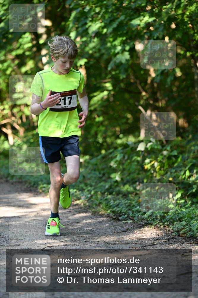 06.10.2024 - Bramfelder Halbmarathon 2024 Dr. Thomas Lammeyer http://msf.ph/oto/7341143 06.10.2024 10:48:06 Laufen 217 meine-sportfotos.de