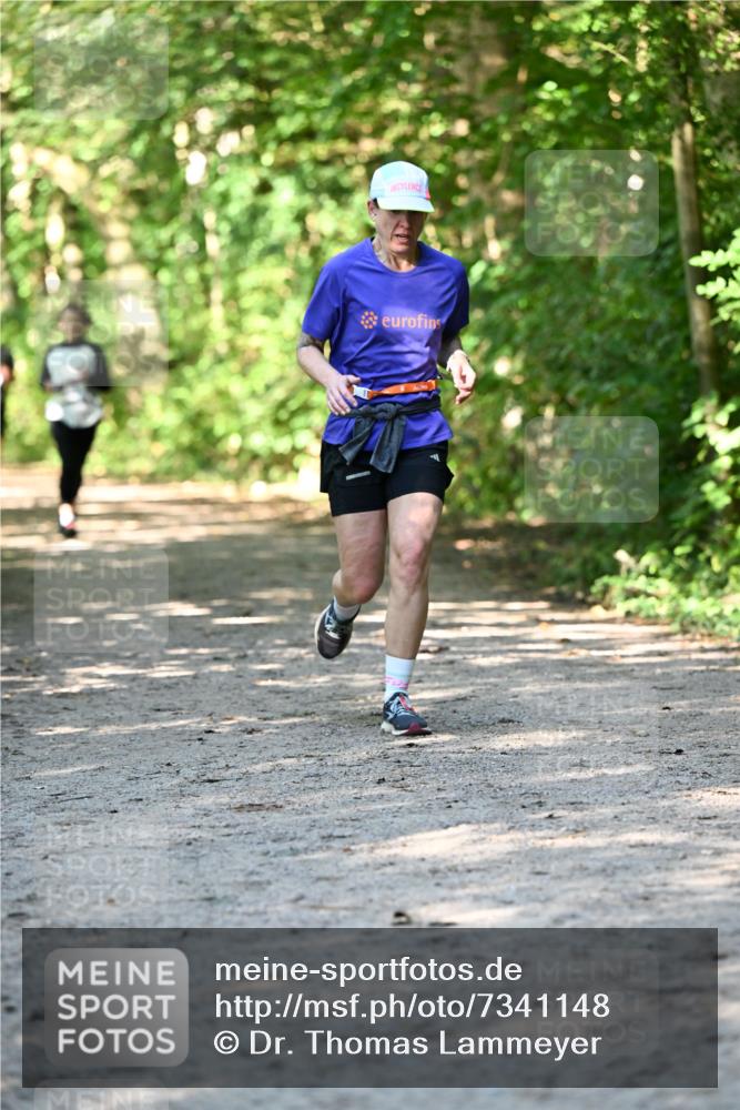 06.10.2024 - Bramfelder Halbmarathon 2024 Dr. Thomas Lammeyer http://msf.ph/oto/7341148 06.10.2024 10:48:08 Laufen  meine-sportfotos.de