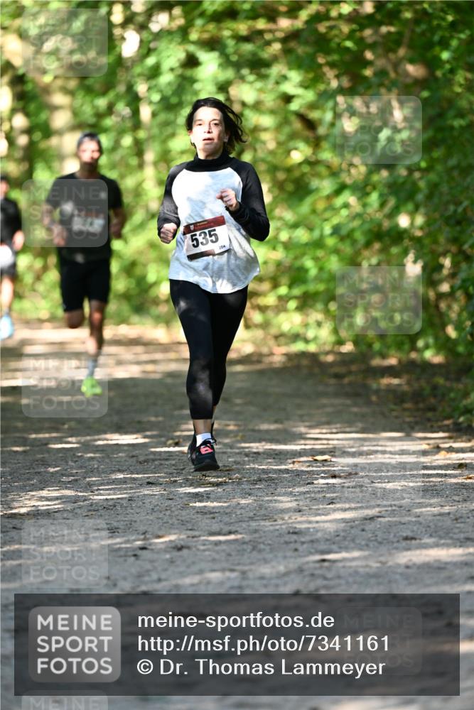 06.10.2024 - Bramfelder Halbmarathon 2024 Dr. Thomas Lammeyer http://msf.ph/oto/7341161 06.10.2024 10:48:12 Laufen 535, 204 meine-sportfotos.de
