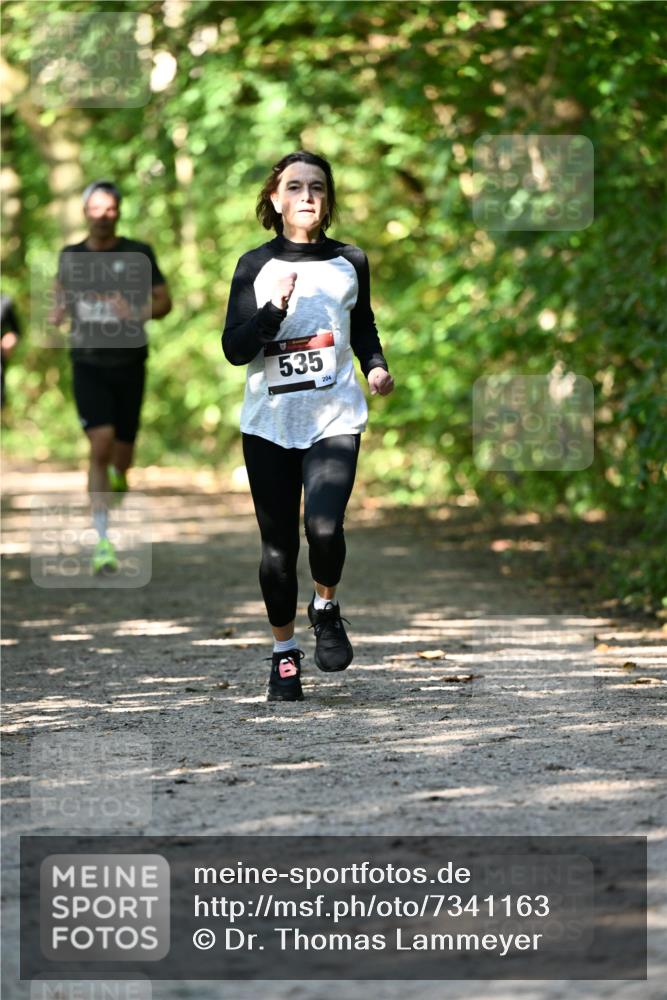 06.10.2024 - Bramfelder Halbmarathon 2024 Dr. Thomas Lammeyer http://msf.ph/oto/7341163 06.10.2024 10:48:12 Laufen 535, 204 meine-sportfotos.de