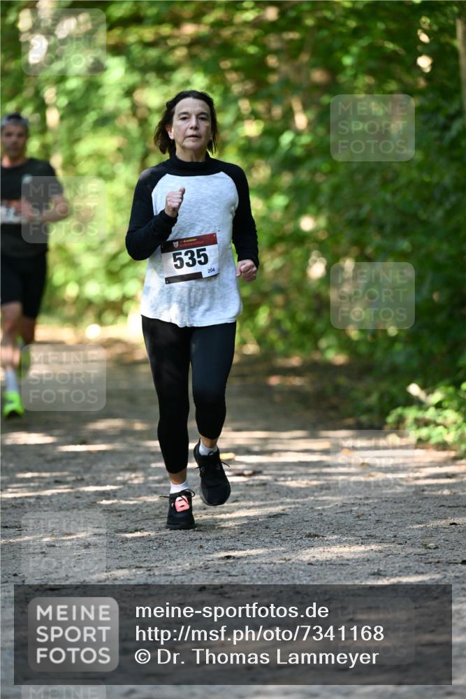 06.10.2024 - Bramfelder Halbmarathon 2024 Dr. Thomas Lammeyer http://msf.ph/oto/7341168 06.10.2024 10:48:13 Laufen 535, 204 meine-sportfotos.de