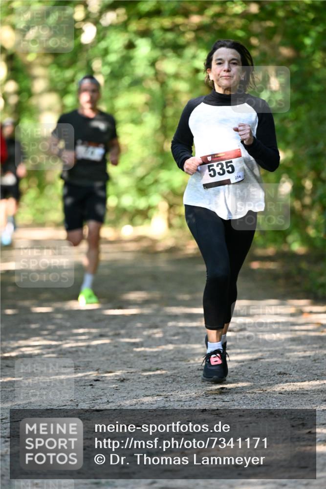 06.10.2024 - Bramfelder Halbmarathon 2024 Dr. Thomas Lammeyer http://msf.ph/oto/7341171 06.10.2024 10:48:13 Laufen 535, 204 meine-sportfotos.de