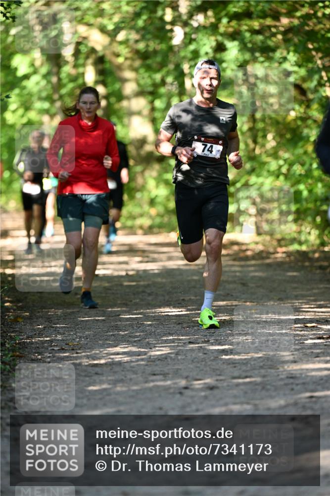 06.10.2024 - Bramfelder Halbmarathon 2024 Dr. Thomas Lammeyer http://msf.ph/oto/7341173 06.10.2024 10:48:14 Laufen 74 meine-sportfotos.de