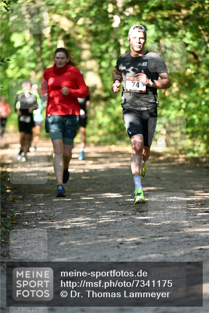 06.10.2024 - Bramfelder Halbmarathon 2024 Dr. Thomas Lammeyer http://msf.ph/oto/7341175 06.10.2024 10:48:14 Laufen 74 meine-sportfotos.de