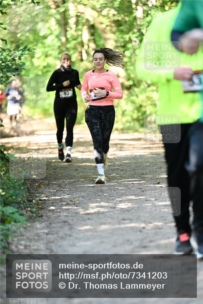06.10.2024 - Bramfelder Halbmarathon 2024 Dr. Thomas Lammeyer http://msf.ph/oto/7341203 06.10.2024 10:48:26 Laufen 93 meine-sportfotos.de