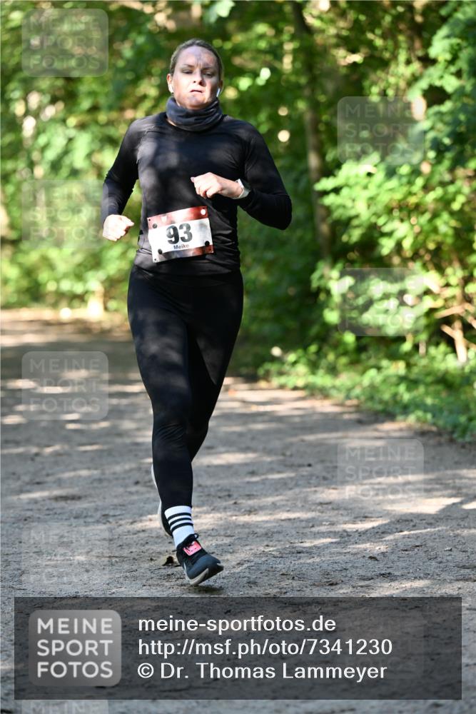 06.10.2024 - Bramfelder Halbmarathon 2024 Dr. Thomas Lammeyer http://msf.ph/oto/7341230 06.10.2024 10:48:32 Laufen 93 meine-sportfotos.de
