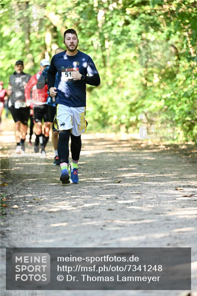 06.10.2024 - Bramfelder Halbmarathon 2024 Dr. Thomas Lammeyer http://msf.ph/oto/7341248 06.10.2024 10:48:41 Laufen 51 meine-sportfotos.de