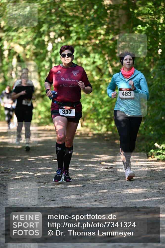 06.10.2024 - Bramfelder Halbmarathon 2024 Dr. Thomas Lammeyer http://msf.ph/oto/7341324 06.10.2024 10:48:57 Laufen 30, 10, 337, 463 meine-sportfotos.de