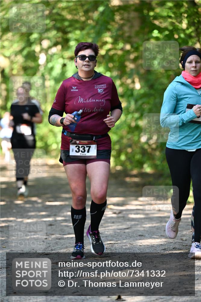 06.10.2024 - Bramfelder Halbmarathon 2024 Dr. Thomas Lammeyer http://msf.ph/oto/7341332 06.10.2024 10:48:58 Laufen 30, 337 meine-sportfotos.de