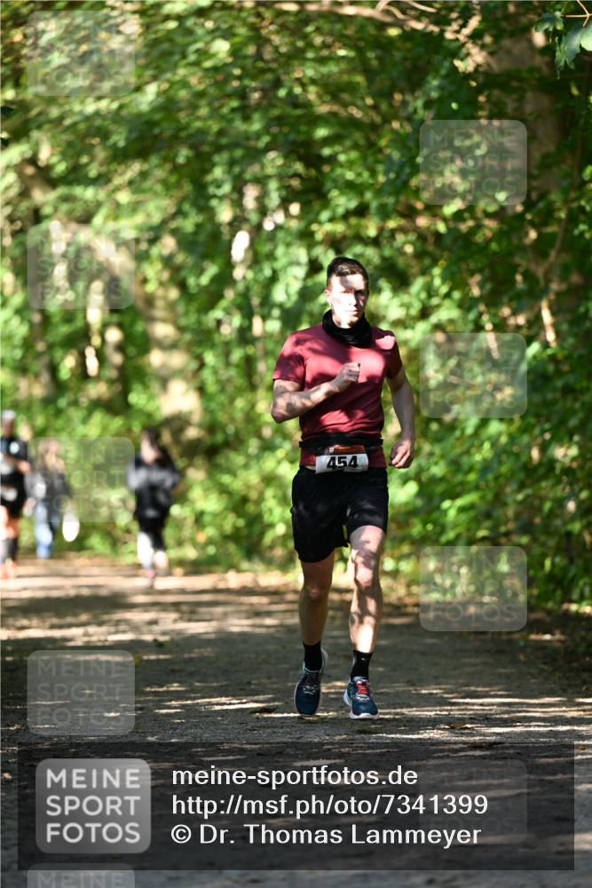 06.10.2024 - Bramfelder Halbmarathon 2024 Dr. Thomas Lammeyer http://msf.ph/oto/7341399 06.10.2024 10:49:16 Laufen  meine-sportfotos.de