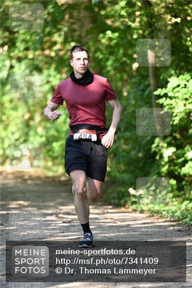 06.10.2024 - Bramfelder Halbmarathon 2024 Dr. Thomas Lammeyer http://msf.ph/oto/7341409 06.10.2024 10:49:17 Laufen  meine-sportfotos.de