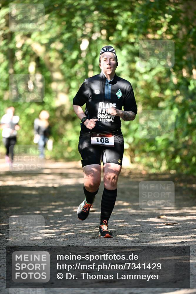 06.10.2024 - Bramfelder Halbmarathon 2024 Dr. Thomas Lammeyer http://msf.ph/oto/7341429 06.10.2024 10:49:28 Laufen 108 meine-sportfotos.de