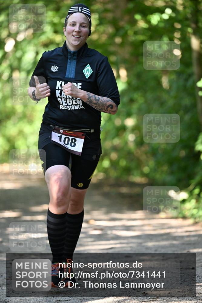 06.10.2024 - Bramfelder Halbmarathon 2024 Dr. Thomas Lammeyer http://msf.ph/oto/7341441 06.10.2024 10:49:30 Laufen 108 meine-sportfotos.de