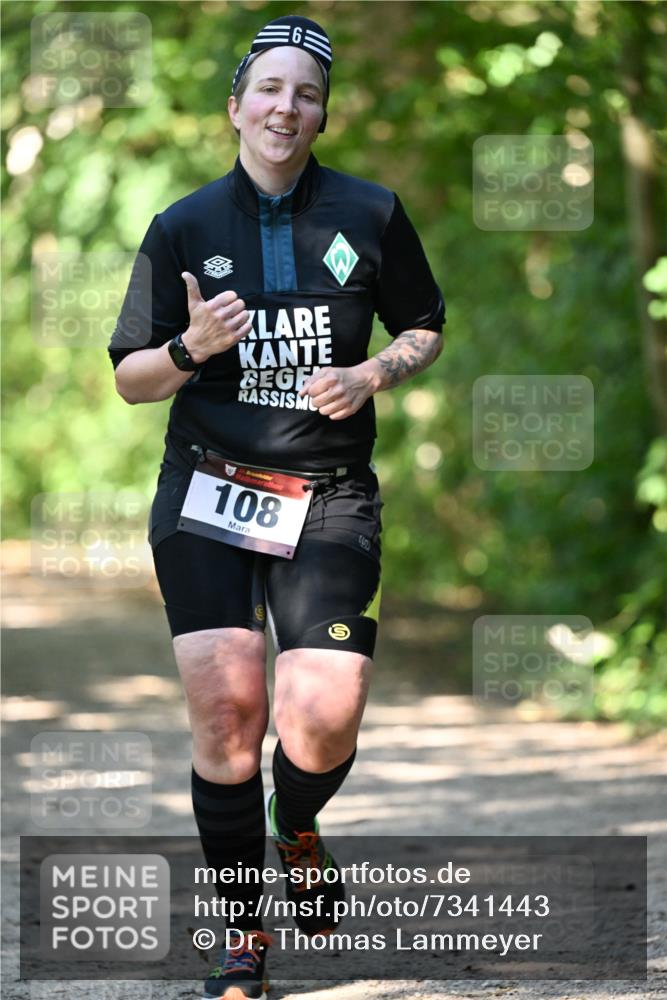 06.10.2024 - Bramfelder Halbmarathon 2024 Dr. Thomas Lammeyer http://msf.ph/oto/7341443 06.10.2024 10:49:30 Laufen 108 meine-sportfotos.de