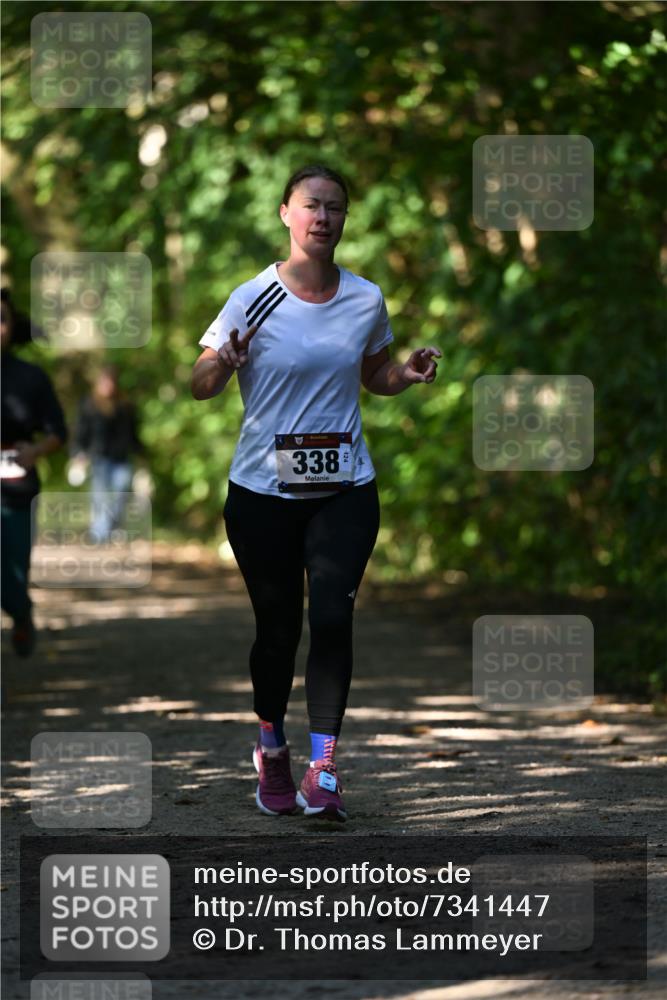 06.10.2024 - Bramfelder Halbmarathon 2024 Dr. Thomas Lammeyer http://msf.ph/oto/7341447 06.10.2024 10:49:37 Laufen 338 meine-sportfotos.de