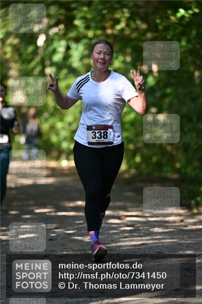 06.10.2024 - Bramfelder Halbmarathon 2024 Dr. Thomas Lammeyer http://msf.ph/oto/7341450 06.10.2024 10:49:38 Laufen 338, 24 meine-sportfotos.de