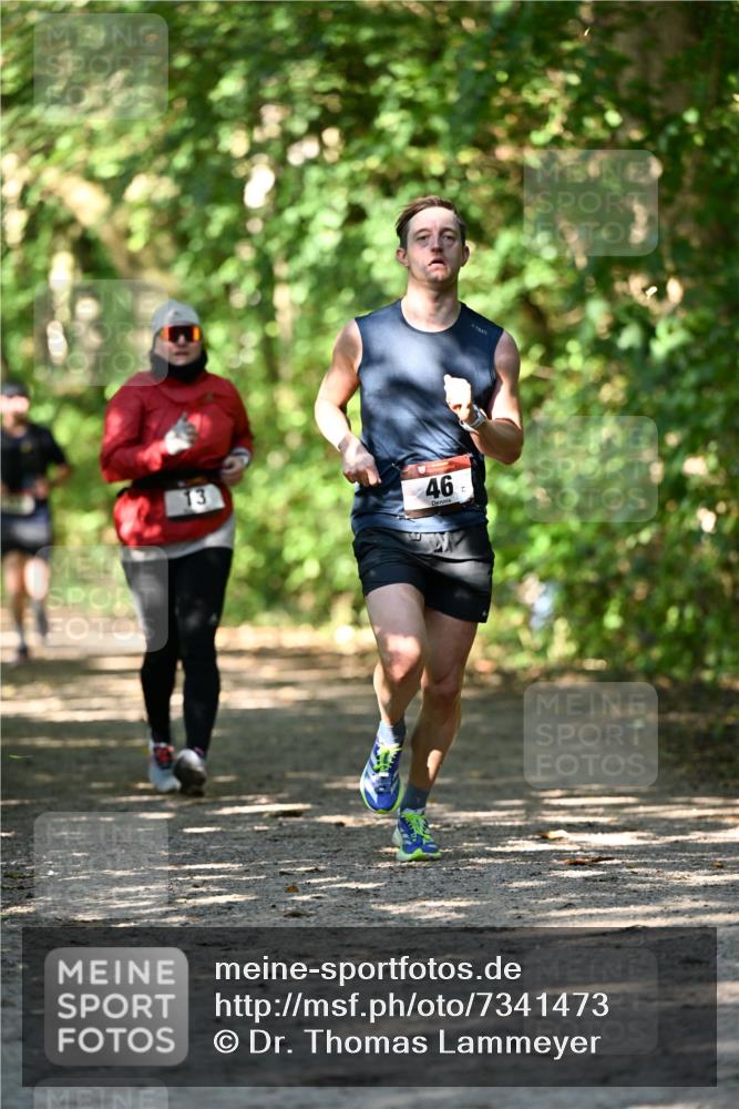 06.10.2024 - Bramfelder Halbmarathon 2024 Dr. Thomas Lammeyer http://msf.ph/oto/7341473 06.10.2024 10:49:42 Laufen 13, 46 meine-sportfotos.de