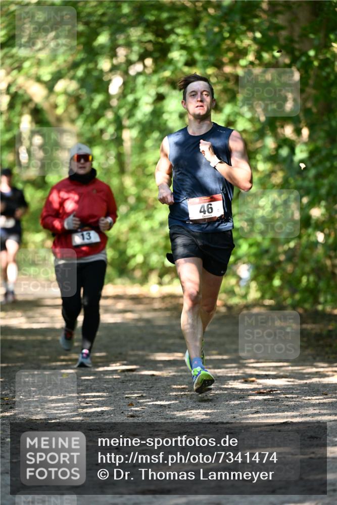 06.10.2024 - Bramfelder Halbmarathon 2024 Dr. Thomas Lammeyer http://msf.ph/oto/7341474 06.10.2024 10:49:42 Laufen 13, 46 meine-sportfotos.de