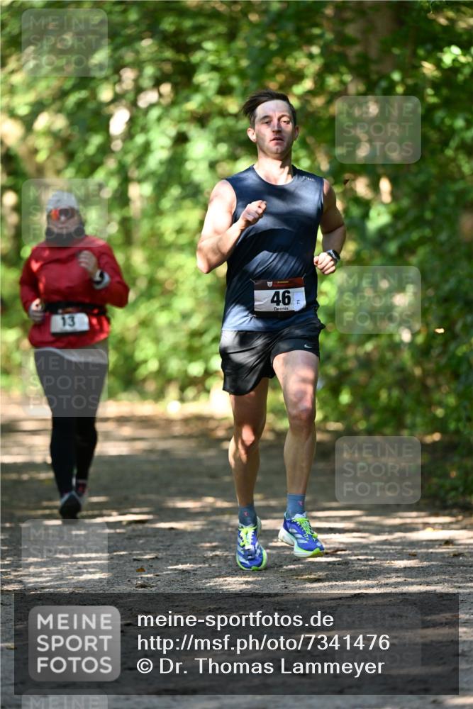 06.10.2024 - Bramfelder Halbmarathon 2024 Dr. Thomas Lammeyer http://msf.ph/oto/7341476 06.10.2024 10:49:43 Laufen 46, 13 meine-sportfotos.de