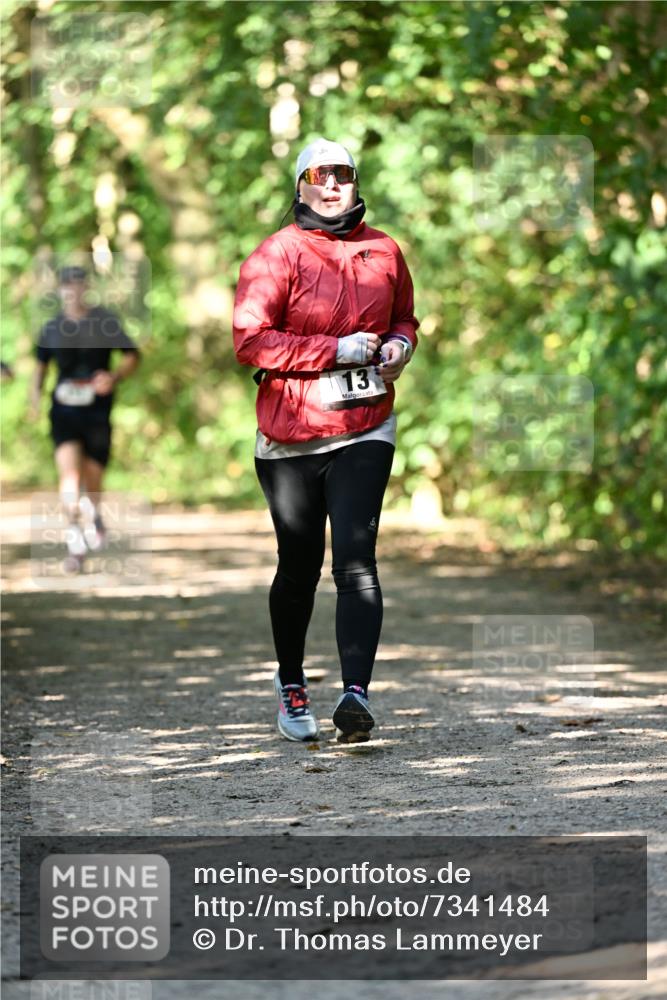 06.10.2024 - Bramfelder Halbmarathon 2024 Dr. Thomas Lammeyer http://msf.ph/oto/7341484 06.10.2024 10:49:44 Laufen 13 meine-sportfotos.de