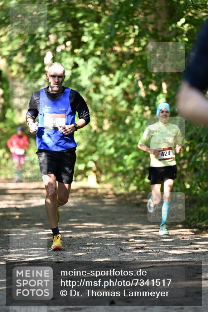 06.10.2024 - Bramfelder Halbmarathon 2024 Dr. Thomas Lammeyer http://msf.ph/oto/7341517 06.10.2024 10:49:53 Laufen 5, 424 meine-sportfotos.de