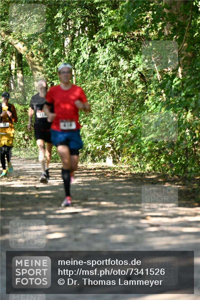 06.10.2024 - Bramfelder Halbmarathon 2024 Dr. Thomas Lammeyer http://msf.ph/oto/7341526 06.10.2024 10:49:58 Laufen  meine-sportfotos.de