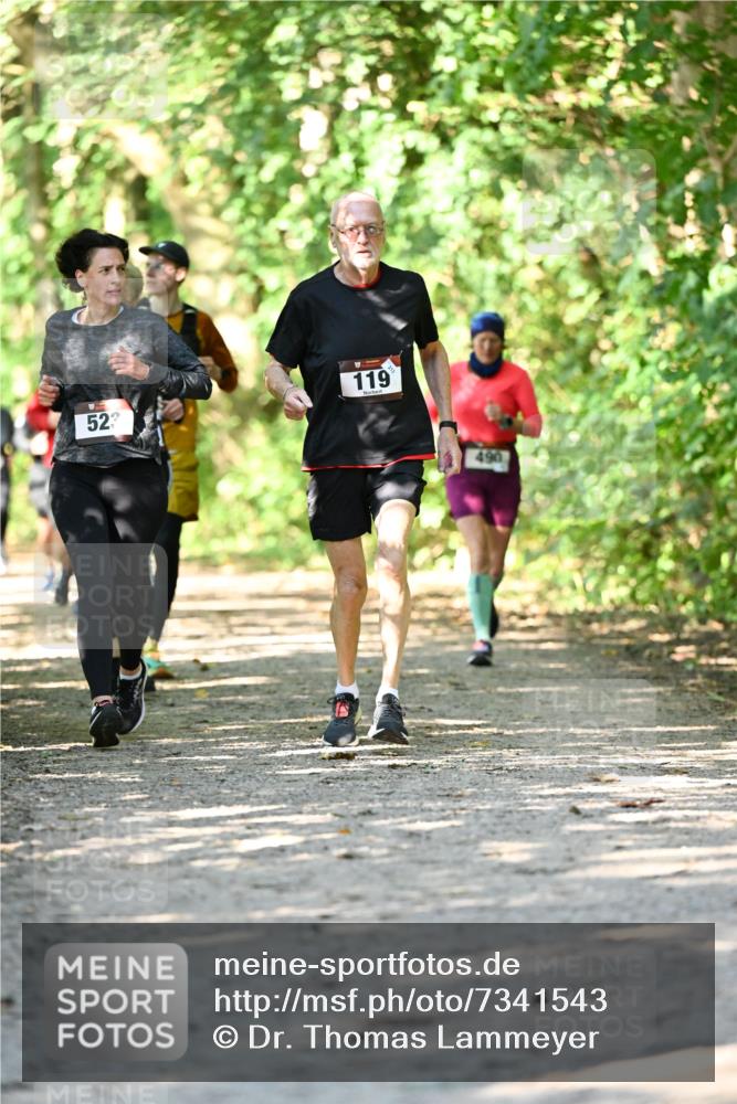 06.10.2024 - Bramfelder Halbmarathon 2024 Dr. Thomas Lammeyer http://msf.ph/oto/7341543 06.10.2024 10:50:01 Laufen 522, 119, 490 meine-sportfotos.de
