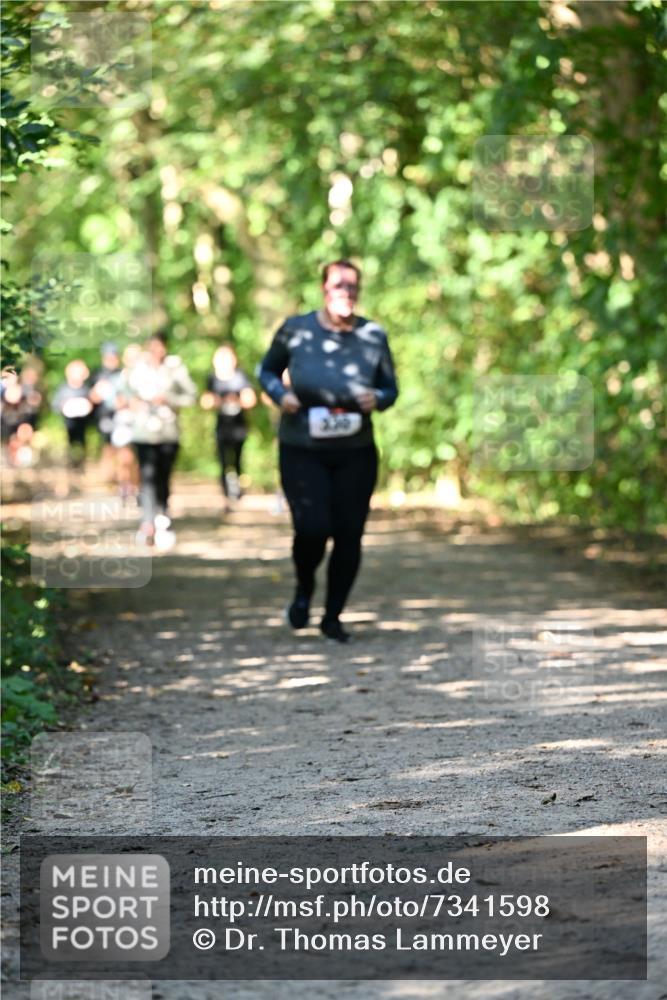 06.10.2024 - Bramfelder Halbmarathon 2024 Dr. Thomas Lammeyer http://msf.ph/oto/7341598 06.10.2024 10:50:14 Laufen  meine-sportfotos.de