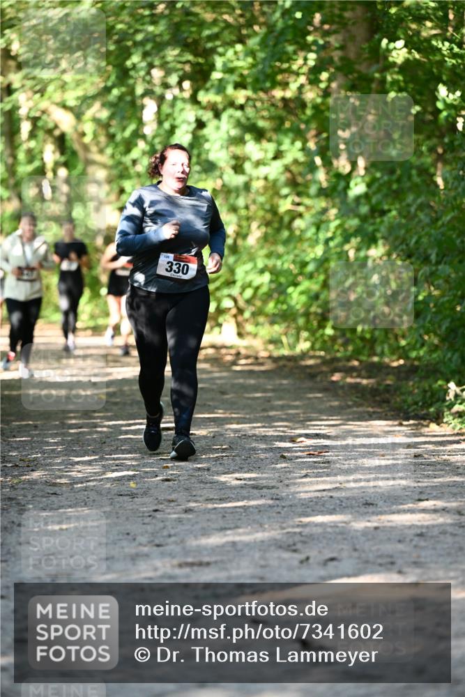 06.10.2024 - Bramfelder Halbmarathon 2024 Dr. Thomas Lammeyer http://msf.ph/oto/7341602 06.10.2024 10:50:15 Laufen 126, 330 meine-sportfotos.de
