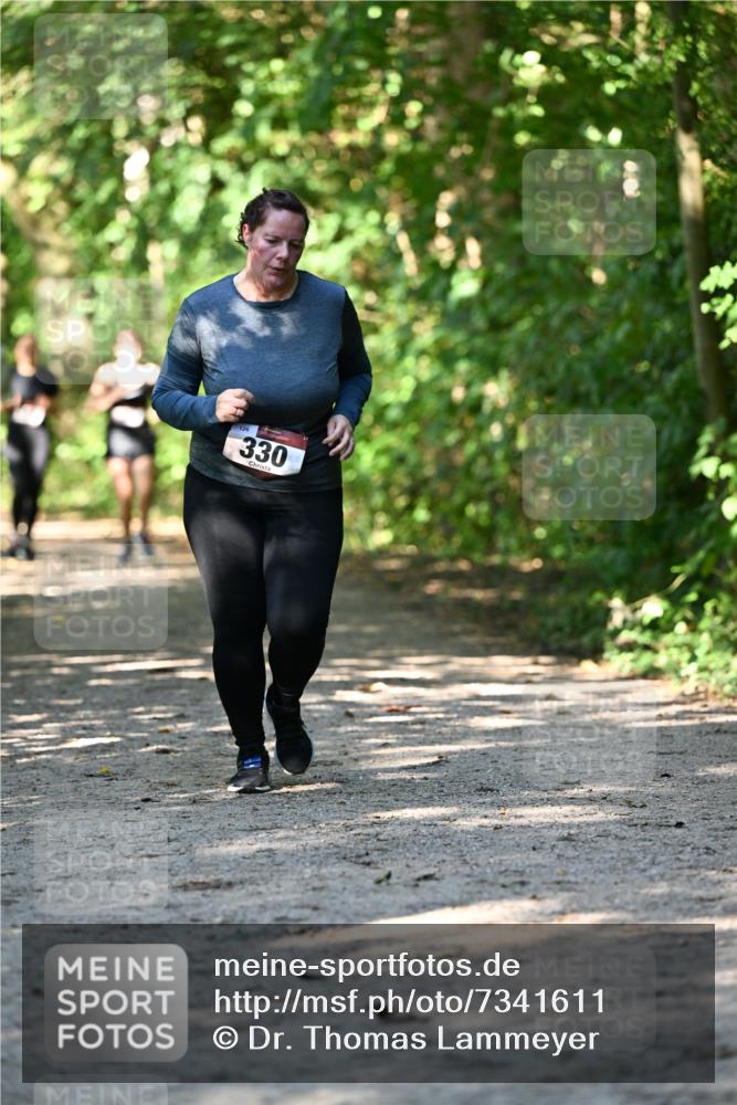 06.10.2024 - Bramfelder Halbmarathon 2024 Dr. Thomas Lammeyer http://msf.ph/oto/7341611 06.10.2024 10:50:16 Laufen 330 meine-sportfotos.de