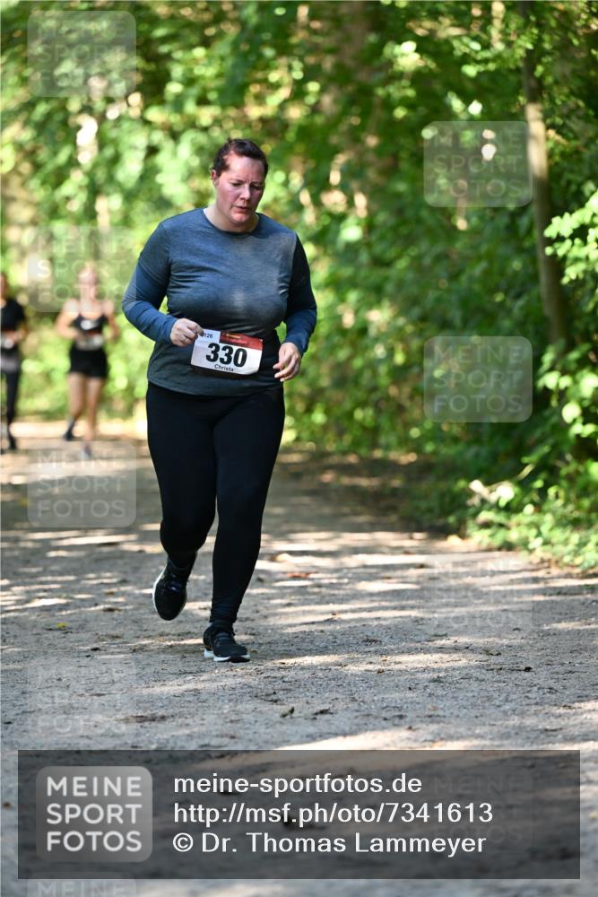 06.10.2024 - Bramfelder Halbmarathon 2024 Dr. Thomas Lammeyer http://msf.ph/oto/7341613 06.10.2024 10:50:16 Laufen 126, 330 meine-sportfotos.de