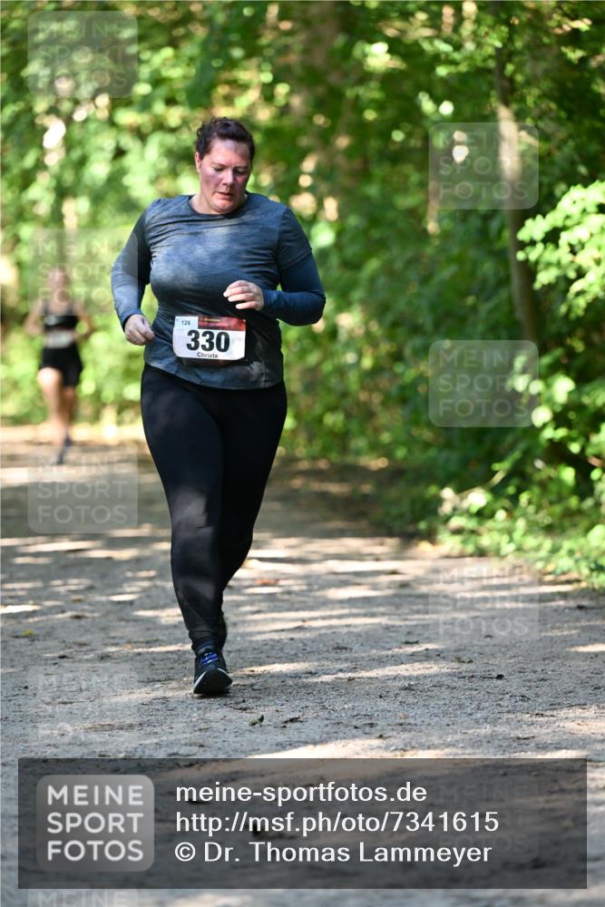 06.10.2024 - Bramfelder Halbmarathon 2024 Dr. Thomas Lammeyer http://msf.ph/oto/7341615 06.10.2024 10:50:16 Laufen 126, 330 meine-sportfotos.de