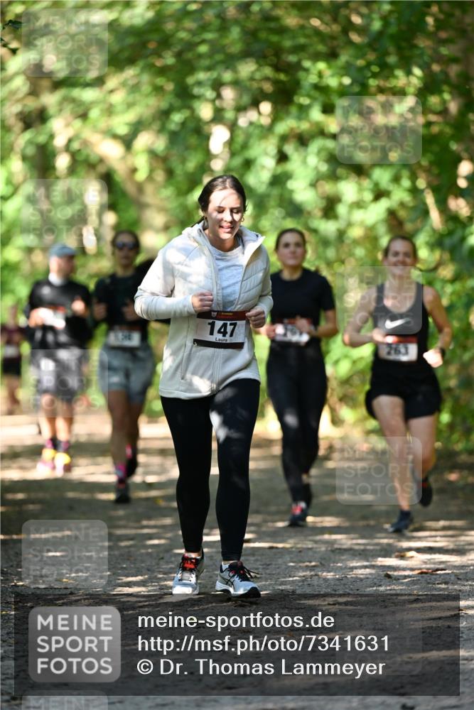 06.10.2024 - Bramfelder Halbmarathon 2024 Dr. Thomas Lammeyer http://msf.ph/oto/7341631 06.10.2024 10:50:21 Laufen 147, 263 meine-sportfotos.de