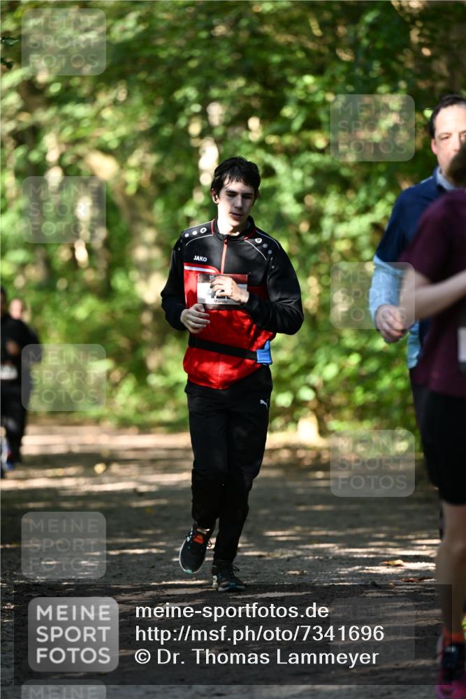 06.10.2024 - Bramfelder Halbmarathon 2024 Dr. Thomas Lammeyer http://msf.ph/oto/7341696 06.10.2024 10:50:36 Laufen  meine-sportfotos.de