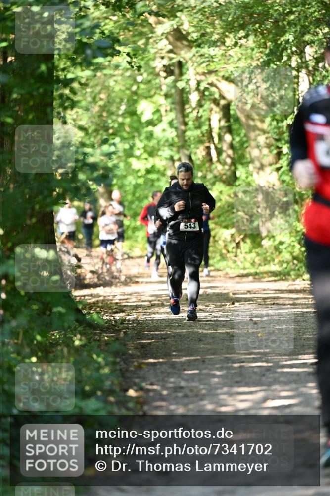 06.10.2024 - Bramfelder Halbmarathon 2024 Dr. Thomas Lammeyer http://msf.ph/oto/7341702 06.10.2024 10:50:37 Laufen 543 meine-sportfotos.de
