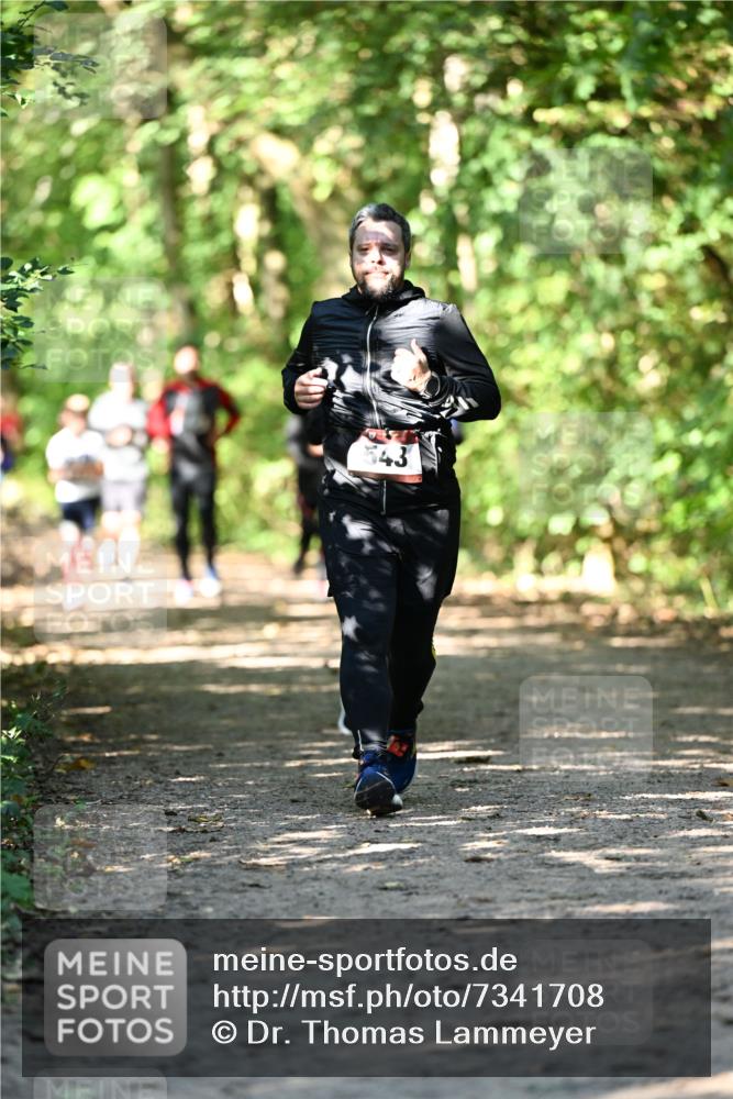 06.10.2024 - Bramfelder Halbmarathon 2024 Dr. Thomas Lammeyer http://msf.ph/oto/7341708 06.10.2024 10:50:42 Laufen  meine-sportfotos.de