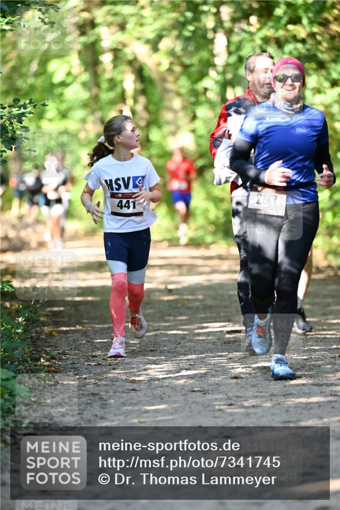 06.10.2024 - Bramfelder Halbmarathon 2024 Dr. Thomas Lammeyer http://msf.ph/oto/7341745 06.10.2024 10:50:51 Laufen 441 meine-sportfotos.de