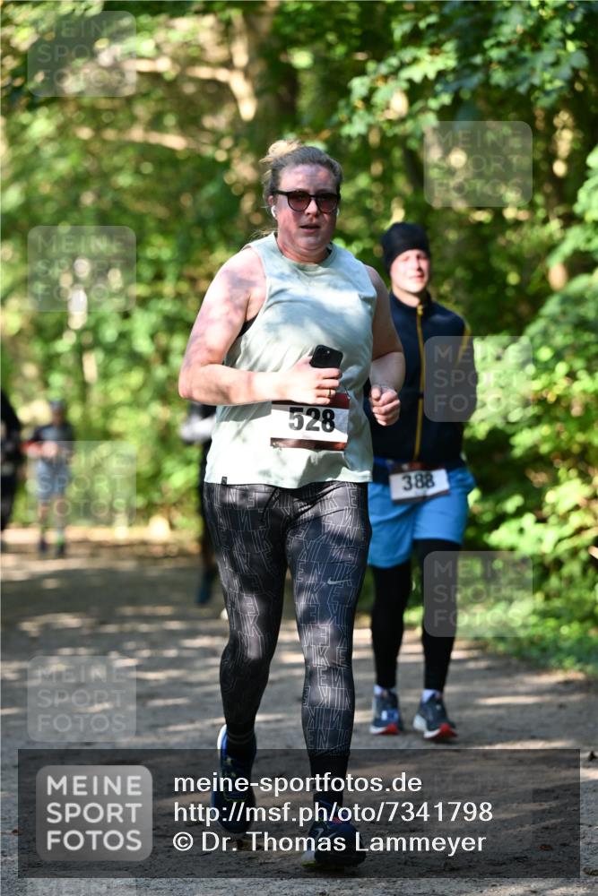 06.10.2024 - Bramfelder Halbmarathon 2024 Dr. Thomas Lammeyer http://msf.ph/oto/7341798 06.10.2024 10:51:09 Laufen 528, 388 meine-sportfotos.de