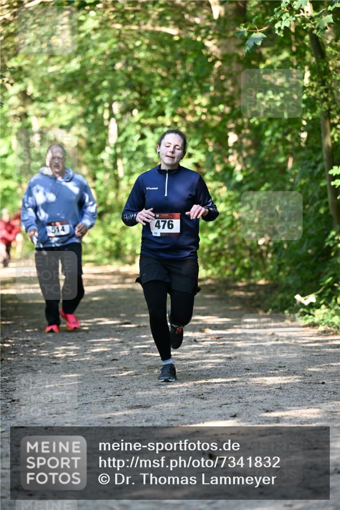 06.10.2024 - Bramfelder Halbmarathon 2024 Dr. Thomas Lammeyer http://msf.ph/oto/7341832 06.10.2024 10:51:18 Laufen 514, 476, 162 meine-sportfotos.de