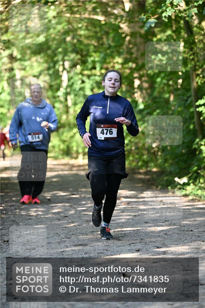 06.10.2024 - Bramfelder Halbmarathon 2024 Dr. Thomas Lammeyer http://msf.ph/oto/7341835 06.10.2024 10:51:18 Laufen 514, 476, 162 meine-sportfotos.de